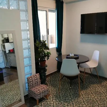 Luxurious Relaxation 50 Meters From The Apartment Torrevieja